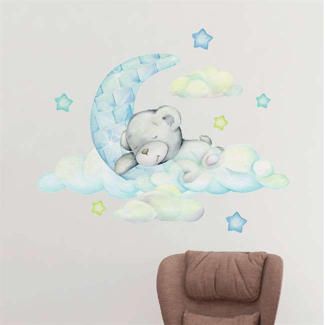 Bulut Üstünde Uyuyan Ayı Sticker