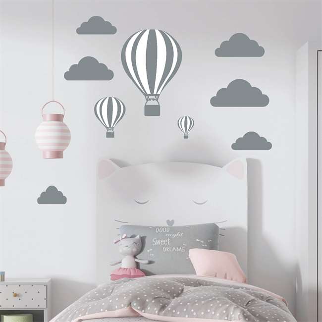 Gri Uçan Balonlar ve Bulut Bebek Çocuk Odası Sticker